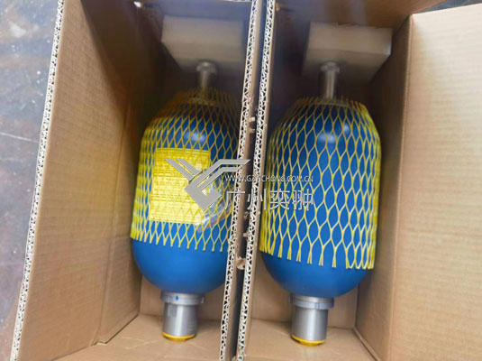 派克EHV 4-350 蓄能器(图2)